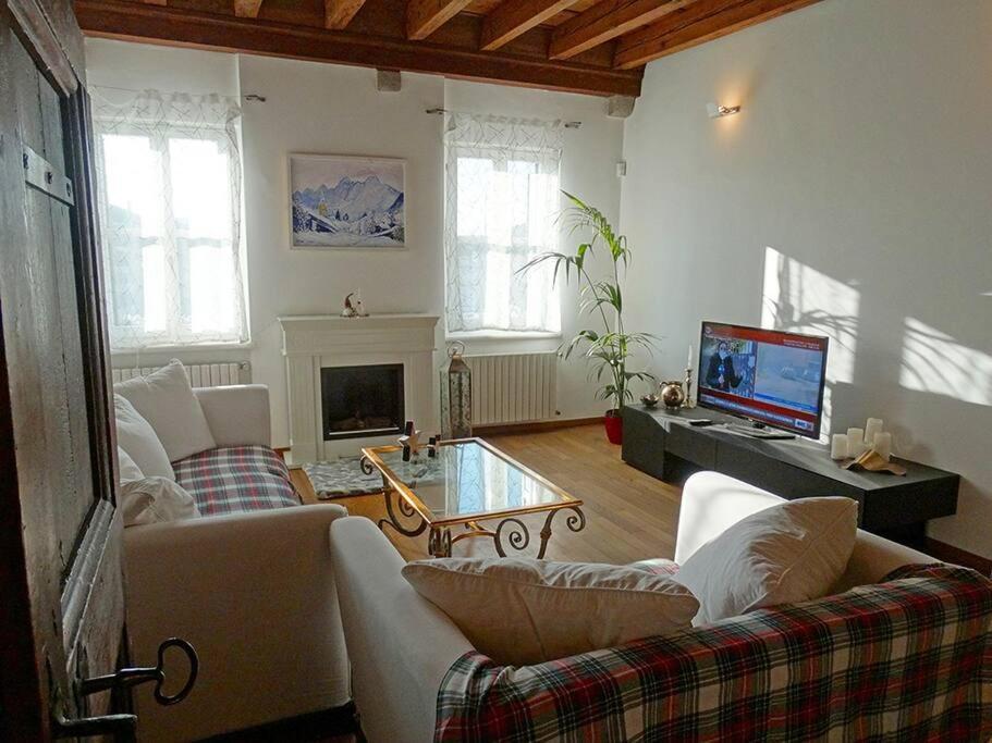 New Charme & Luxury - Sosa Residence In The Heart Of Udine Eksteriør billede